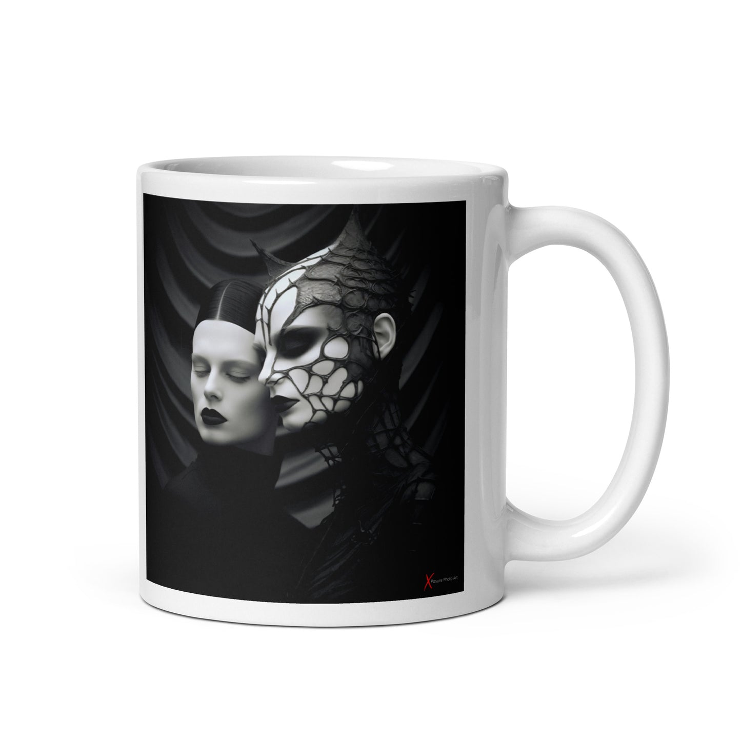 Chic White glossy mug, Black Widow